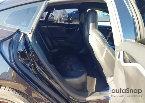 2015 Tesla Model S 70D/85D/P85D z USA, uszkodzony, nr VIN 5YJSA1E21FF105775